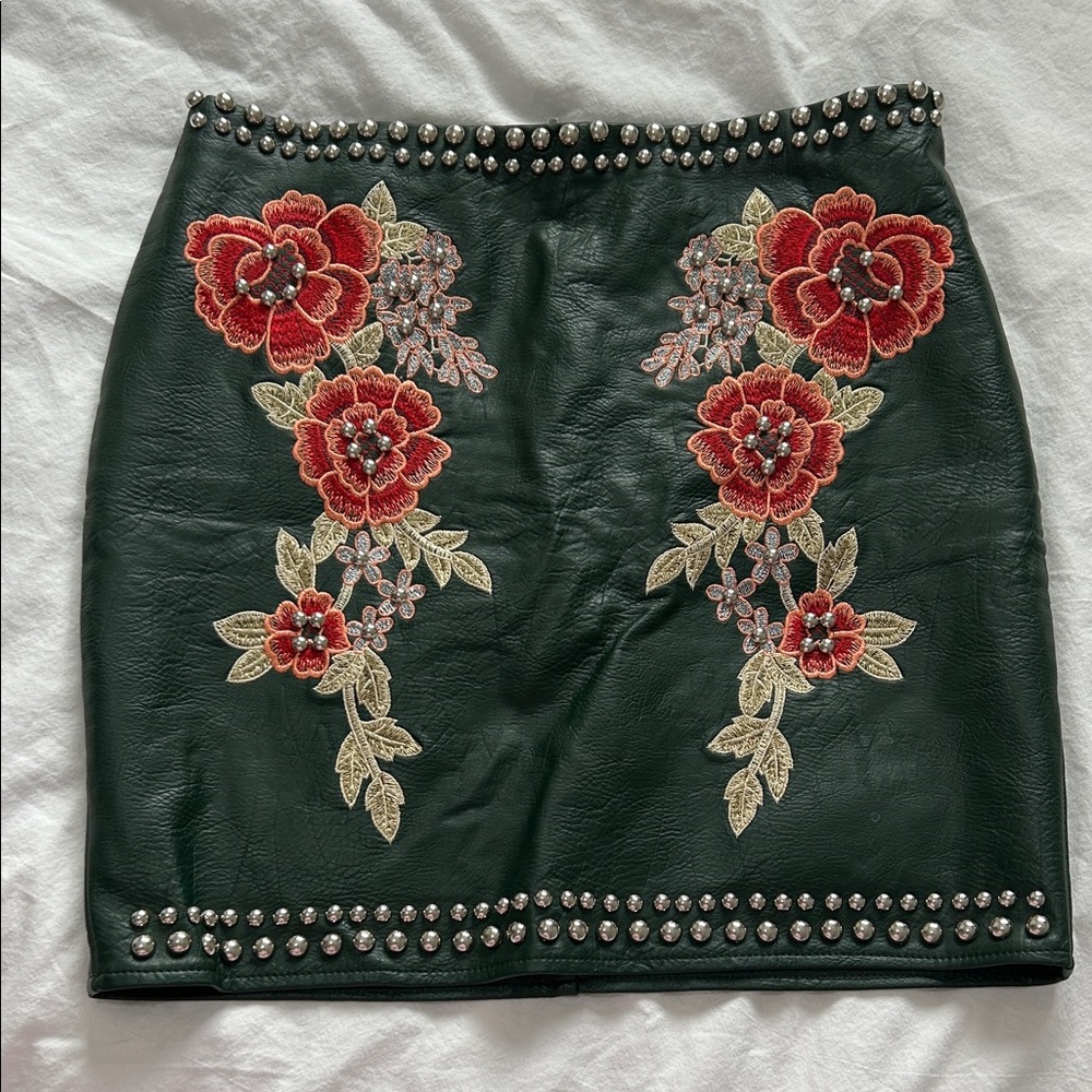 Romeo & Juliet Couture Green Leather Skirt with Red Floral Embroidery